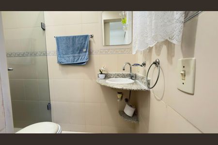Apartamento à venda com 130m², 3 quartos e 1 vaga Apartamento à venda com 130m², 3 quartos e 1 vagaBanheiro