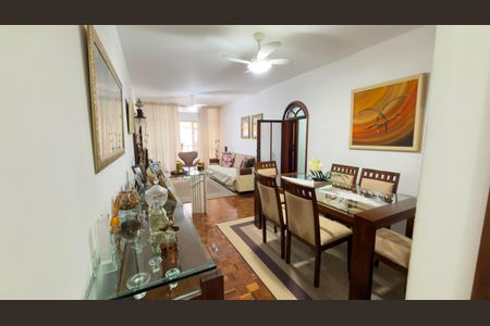 Apartamento à venda com 130m², 3 quartos e 1 vaga Apartamento à venda com 130m², 3 quartos e 1 vagaSala