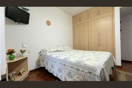 Apartamento à venda com 130m², 3 quartos e 1 vaga Apartamento à venda com 130m², 3 quartos e 1 vagaQuarto