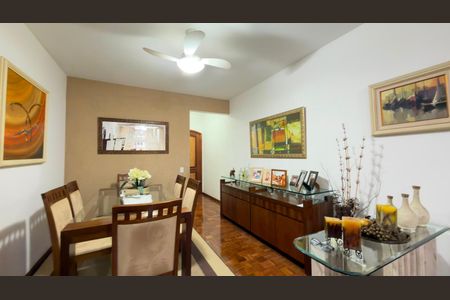 Apartamento à venda com 130m², 3 quartos e 1 vaga Apartamento à venda com 130m², 3 quartos e 1 vagaSala