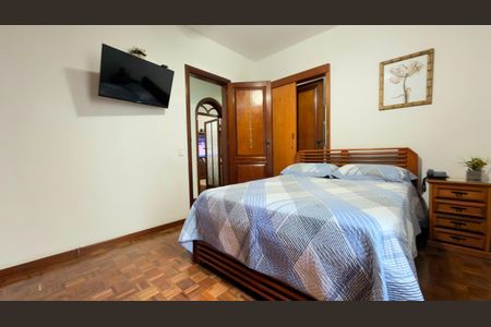 Apartamento à venda com 130m², 3 quartos e 1 vaga Apartamento à venda com 130m², 3 quartos e 1 vagaQuarto