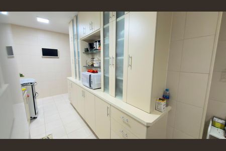 Apartamento à venda com 130m², 3 quartos e 1 vaga Apartamento à venda com 130m², 3 quartos e 1 vagaCozinha