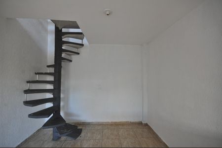 Casa para alugar com 45m², 1 quarto e sem vagaSala