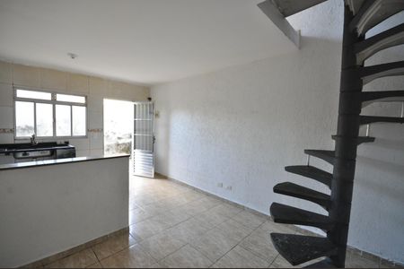 Casa para alugar com 1 quarto, 45m² em Vila Gustavo, São Paulo