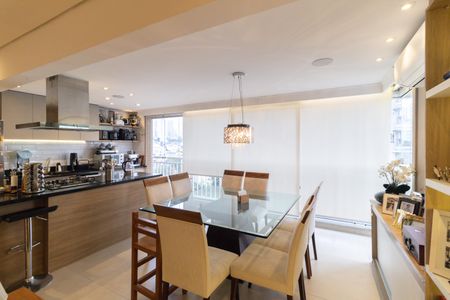 Apartamento à venda com 93m², 2 quartos e 2 vagas Apartamento à venda com 93m², 2 quartos e 2 vagasVaranda da Sala