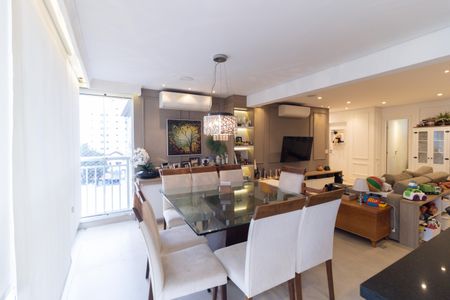 Apartamento à venda com 93m², 2 quartos e 2 vagas Apartamento à venda com 93m², 2 quartos e 2 vagasVaranda da Sala