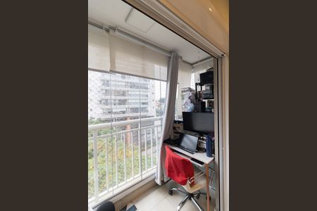 Apartamento à venda com 93m², 2 quartos e 2 vagas Apartamento à venda com 93m², 2 quartos e 2 vagasVaranda da Suíte 1