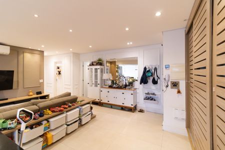 Apartamento à venda com 93m², 2 quartos e 2 vagas Apartamento à venda com 93m², 2 quartos e 2 vagasSala