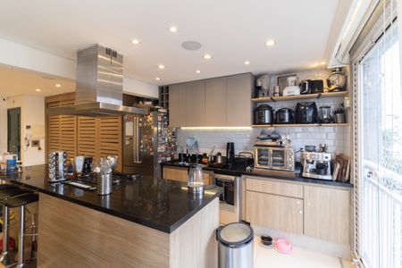 Apartamento à venda com 93m², 2 quartos e 2 vagas Apartamento à venda com 93m², 2 quartos e 2 vagasCozinha