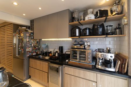 Apartamento à venda com 93m², 2 quartos e 2 vagas Apartamento à venda com 93m², 2 quartos e 2 vagasCozinha