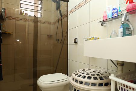 Casa para alugar com 200m², 2 quartos e 2 vagasBanheiro 1