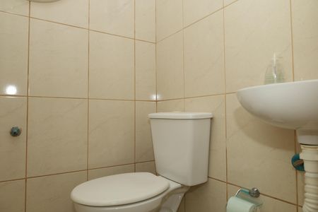 Casa para alugar com 200m², 2 quartos e 2 vagasBanheiro 3