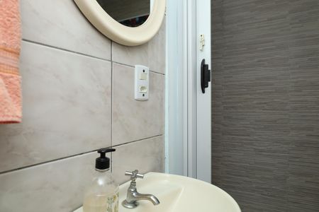 Casa para alugar com 200m², 2 quartos e 2 vagasBanheiro 2