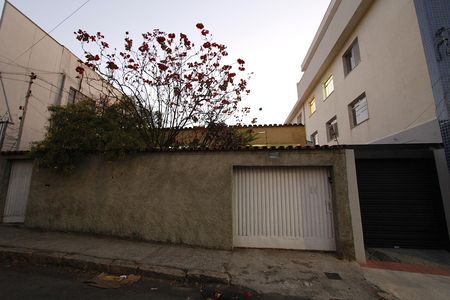 Fachada de casa à venda com 3 quartos, 195m² em Prado, Belo Horizonte