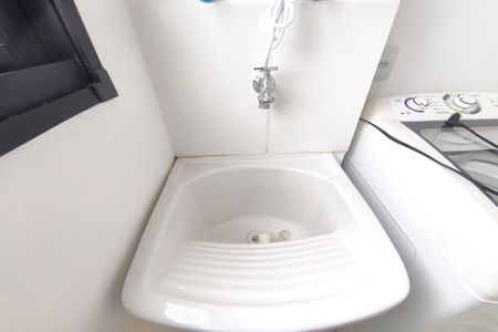 Área de Serviço de apartamento para alugar com 2 quartos, 42m² em Jardim Ipaussurama, Campinas