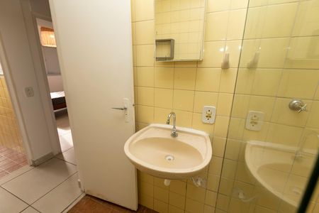 BANHEIRO de apartamento para alugar com 1 quarto, 37m² em Vila Itapura, Campinas