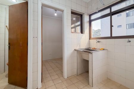 Apartamento à venda com 84m², 3 quartos e 2 vagas Apartamento à venda com 84m², 3 quartos e 2 vagasÁrea de Serviço