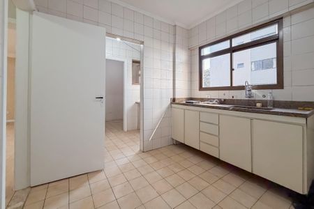 Apartamento à venda com 84m², 3 quartos e 2 vagas Apartamento à venda com 84m², 3 quartos e 2 vagasCozinha