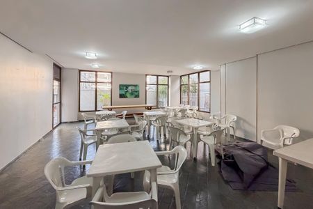 Apartamento à venda com 84m², 3 quartos e 2 vagas Apartamento à venda com 84m², 3 quartos e 2 vagasSalão de Festas