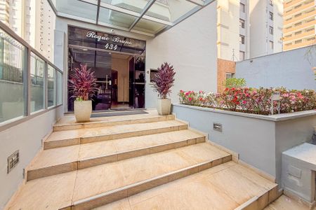 Apartamento à venda com 84m², 3 quartos e 2 vagas Apartamento à venda com 84m², 3 quartos e 2 vagasEntrada