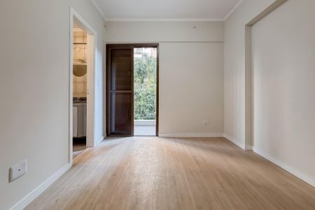 Apartamento à venda com 84m², 3 quartos e 2 vagas Apartamento à venda com 84m², 3 quartos e 2 vagasSuíte