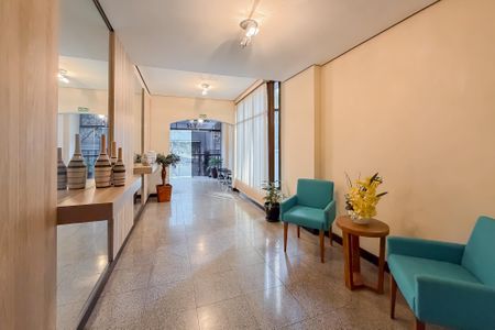 Apartamento à venda com 84m², 3 quartos e 2 vagas Apartamento à venda com 84m², 3 quartos e 2 vagasHall Social
