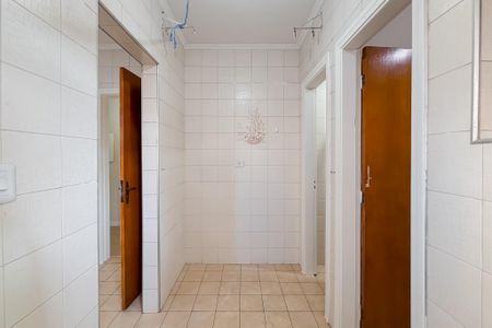 Apartamento à venda com 84m², 3 quartos e 2 vagas Apartamento à venda com 84m², 3 quartos e 2 vagasÁrea de Serviço