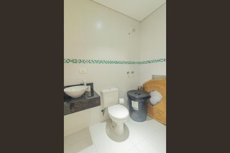 Casa à venda com 360m², 3 quartos e 2 vagas Casa à venda com 360m², 3 quartos e 2 vagasBanheiro Social 2