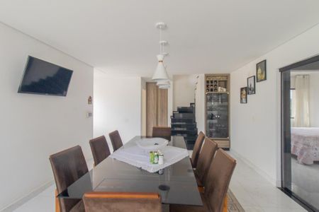 Casa à venda com 360m², 3 quartos e 2 vagas Casa à venda com 360m², 3 quartos e 2 vagasSala de Jantar