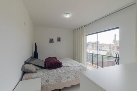 Casa à venda com 360m², 3 quartos e 2 vagas Casa à venda com 360m², 3 quartos e 2 vagasQuarto 2