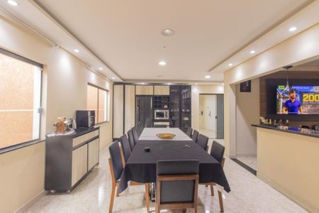 Cozinha de casa à venda com 3 quartos, 360m² em Guaíra, Curitiba