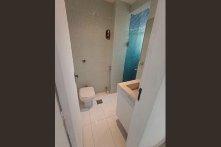 Banheiro de apartamento para alugar com 2 quartos, 65m² em Cachambi, Rio de Janeiro