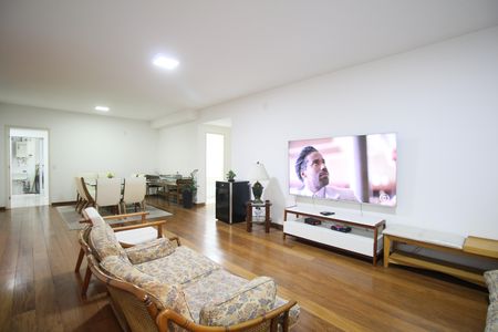 Apartamento à venda com 168m², 2 quartos e 2 vagasSala