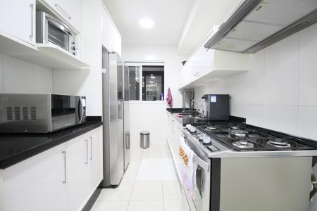 Cozinha de apartamento para alugar com 2 quartos, 168m² em Vila Andrade, São Paulo