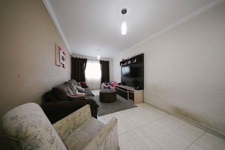 Casa à venda com 3 quartos, 200m² em Jardim Eliane, São Paulo