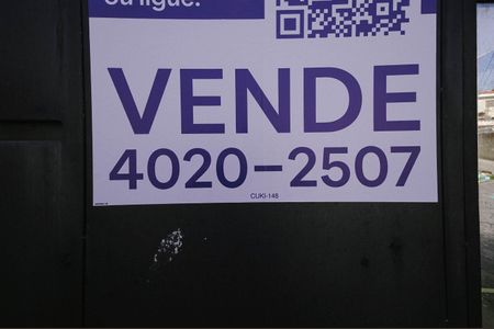 Casa à venda com 3 quartos, 200m² em Jardim Eliane, São Paulo