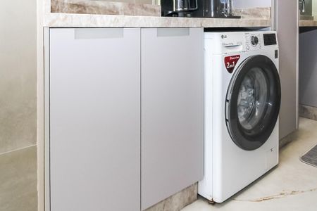 Apartamento à venda com 127m², 2 quartos e 2 vagas Apartamento à venda com 127m², 2 quartos e 2 vagasÁrea de Serviço