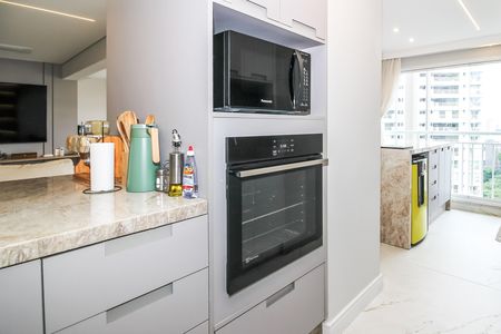 Apartamento à venda com 127m², 2 quartos e 2 vagas Apartamento à venda com 127m², 2 quartos e 2 vagasCozinha