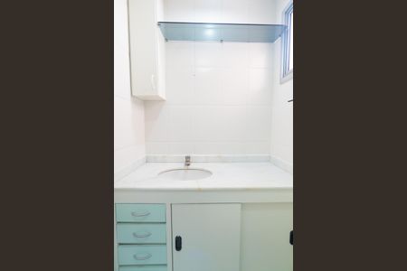 Banheiro de apartamento para alugar com 3 quartos, 57m² em Parque Jabaquara, São Paulo