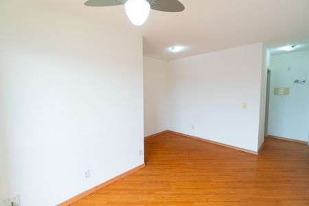 Sala de apartamento para alugar com 3 quartos, 57m² em Parque Jabaquara, São Paulo