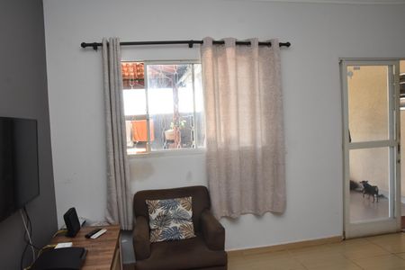 Sala de casa à venda com 3 quartos, 135m² em Parque Cidade Jardim, Jundiaí