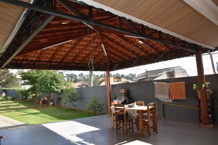 Garagem de casa à venda com 3 quartos, 135m² em Parque Cidade Jardim, Jundiaí