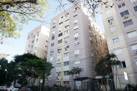 Fachada de kitnet/studio para alugar com 1 quarto, 40m² em Santana, Porto Alegre