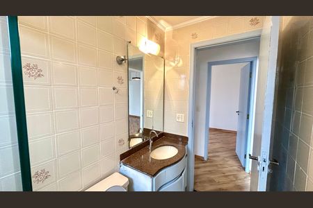 Apartamento para alugar com 130m², 2 quartos e 1 vaga Apartamento para alugar com 130m², 2 quartos e 1 vagaBanheiro 1