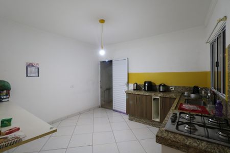 Casa para alugar com 210m², 3 quartos e 3 vagas Casa para alugar com 210m², 3 quartos e 3 vagasCozinha
