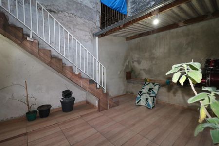 Casa para alugar com 210m², 3 quartos e 3 vagas Casa para alugar com 210m², 3 quartos e 3 vagasQuintal