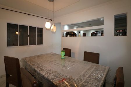 Sala de Jantar de casa para alugar com 3 quartos, 210m² em Conjunto Residencial Sanko, Diadema