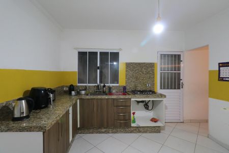 Casa para alugar com 210m², 3 quartos e 3 vagas Casa para alugar com 210m², 3 quartos e 3 vagasCozinha