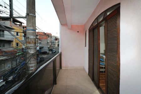 Casa para alugar com 210m², 3 quartos e 3 vagas Casa para alugar com 210m², 3 quartos e 3 vagasVaranda da Sala