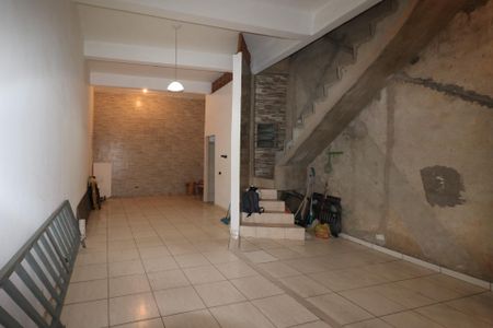Casa para alugar com 210m², 3 quartos e 3 vagas Casa para alugar com 210m², 3 quartos e 3 vagasGaragem